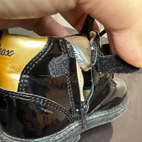 Geox Breathable Girls Black Patent Leather Boots With Velvet Laces - Sz 6 1/2 - Picture 11 of 12